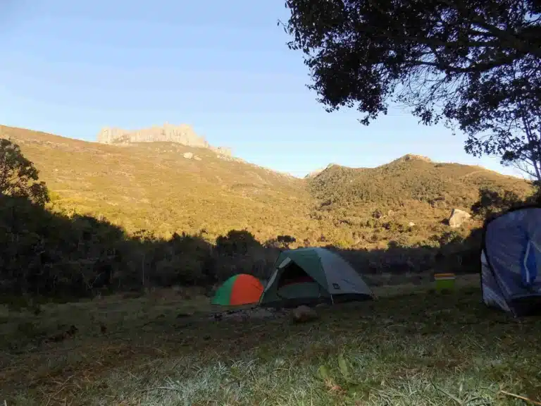 hiking and trekking tour in madagascar, visit madagascar, camping in nature